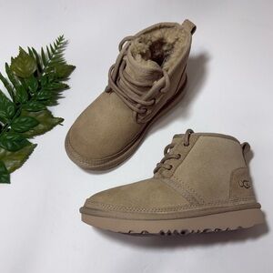 UGG Kids Neumel II Suede Boots Tan | Size 13 | New Without Box